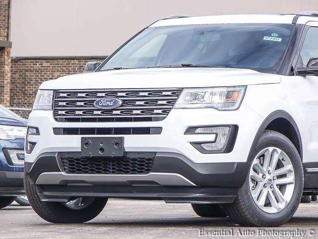 Ford Explorer 2017 photo 1